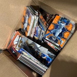Panini Mosaic baseball 2022 lot of base cards and inserts